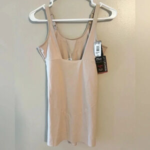 Miraclesuit Cami Adjustable Shapewear‎ Flexible Fit XL Nude NWT NEW Style 2932